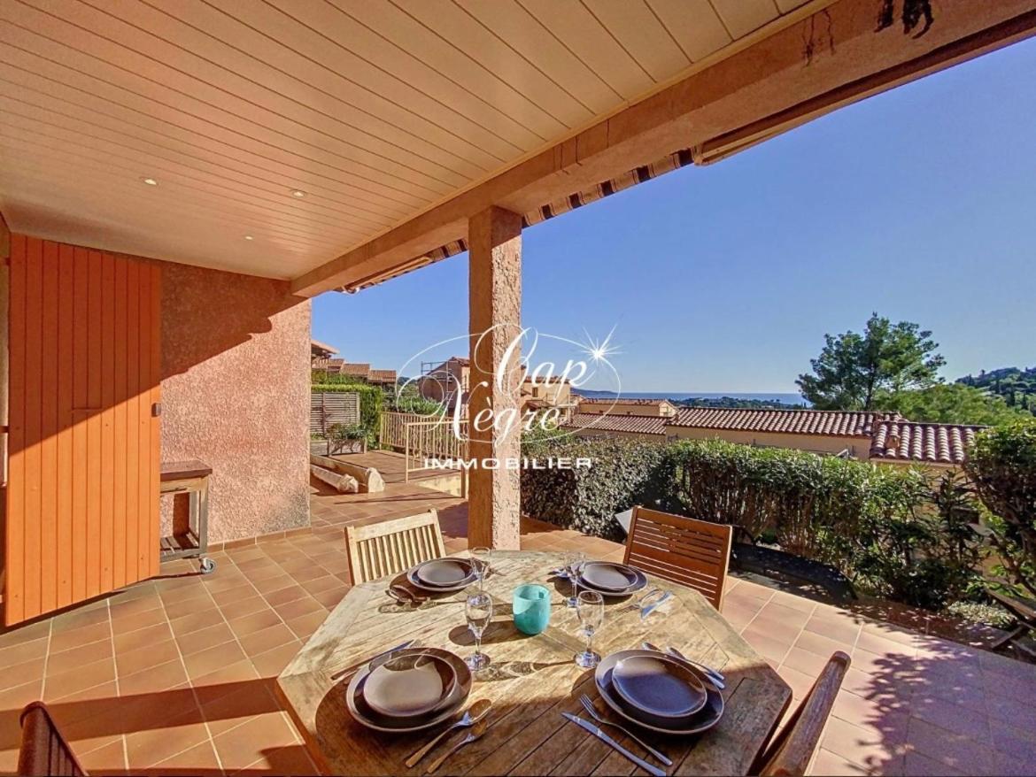 Апартаменты Terrasse De 30M2 Vue Mer Panoramique 1 Chambre Кавалер-сюр-Мер Экстерьер фото